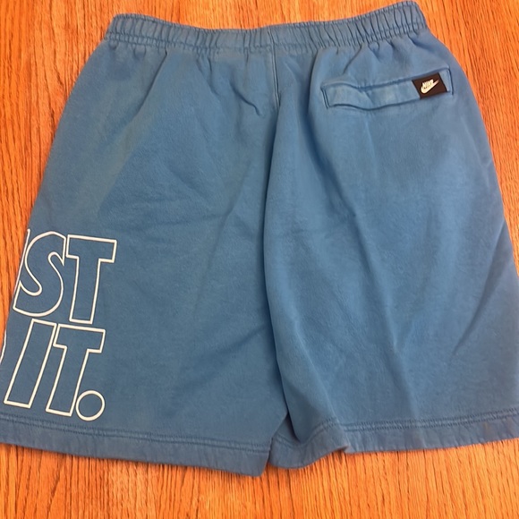 Men’s Nike “Just Do It” Sweatshorts - Picture 4 of 6